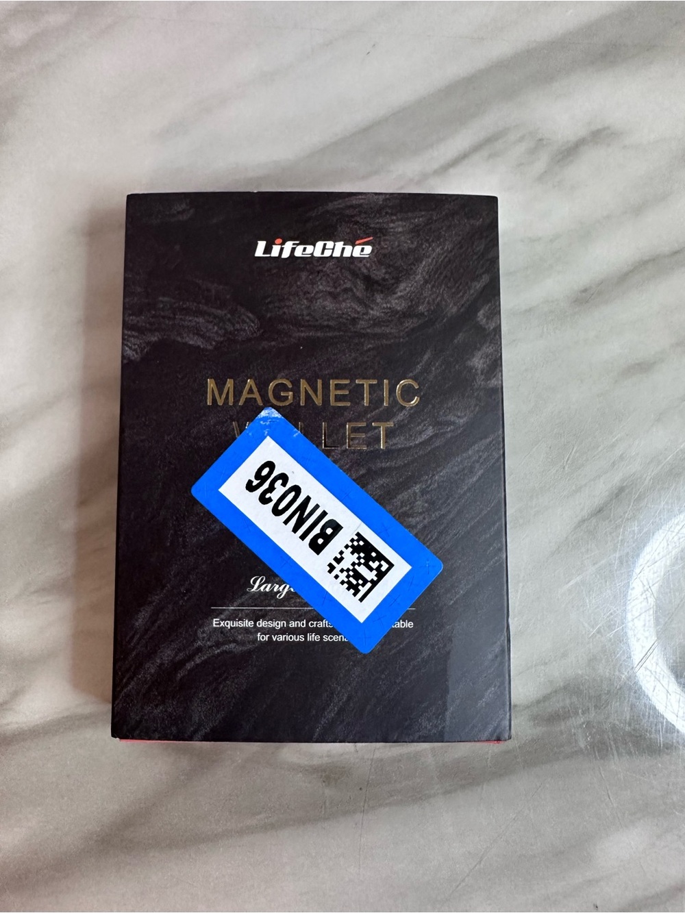 Echo Magnetic Wallet - Black with White Label